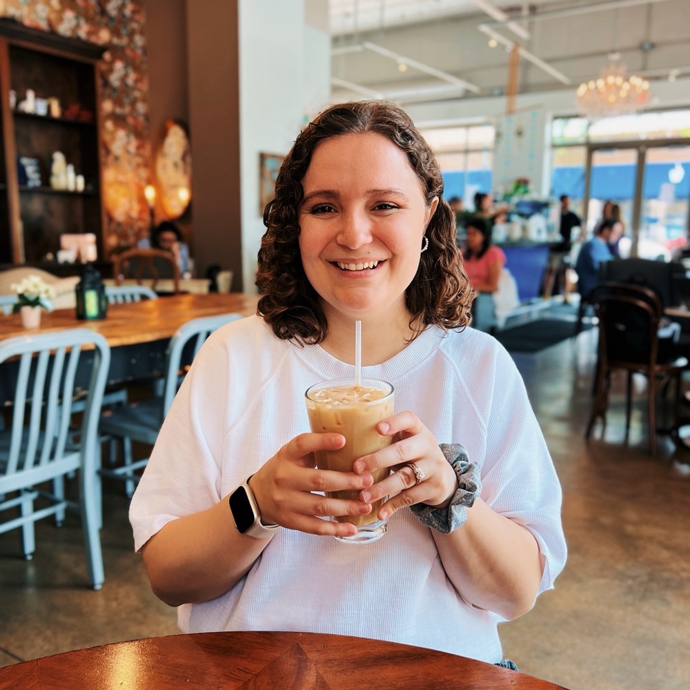 Meet your Posher, Naomi